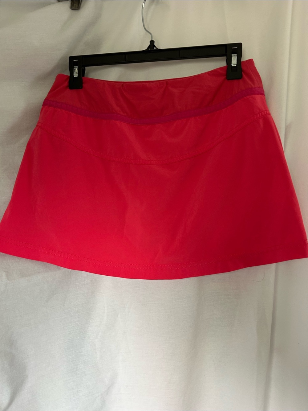 Title Nine Red Athletic/Tennis Skirt with Attached Spandex, Zip Pocket. Medium - Picture 4 of 9